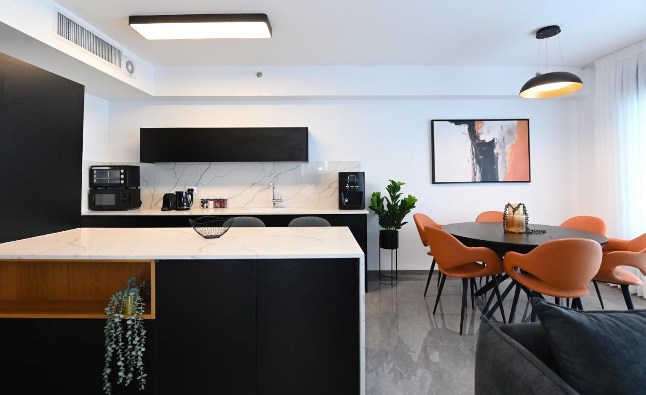 Yalarent C Kinneret Hotel Apartments Migdal Buitenkant foto